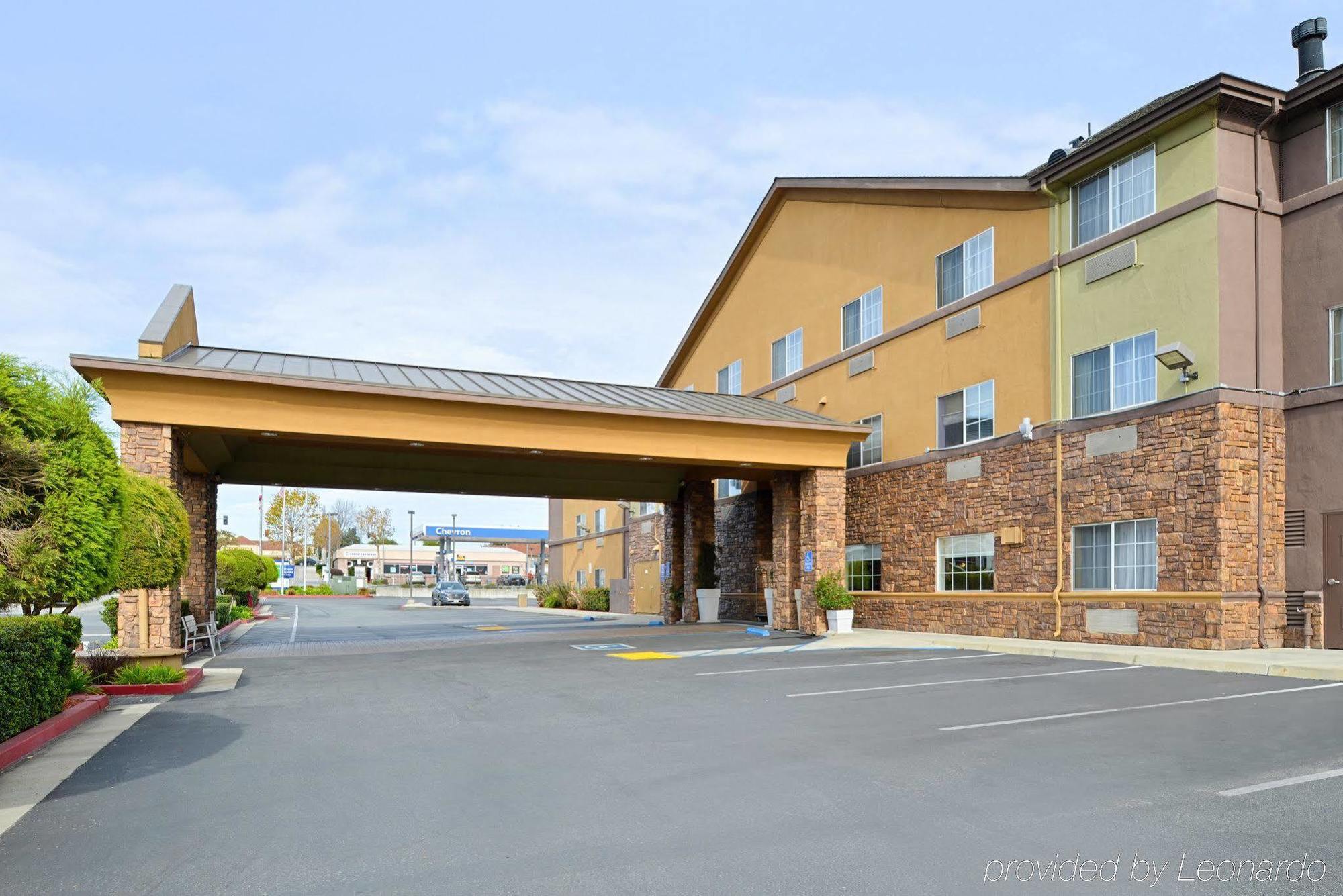 Holiday Inn Express & Suites Watsonville By Ihg Exterior photo